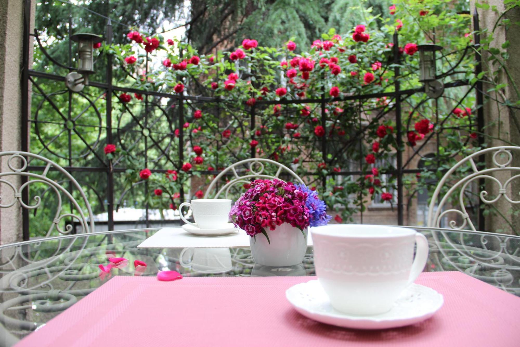 Iliani Hotel Тбілісі Екстер'єр фото