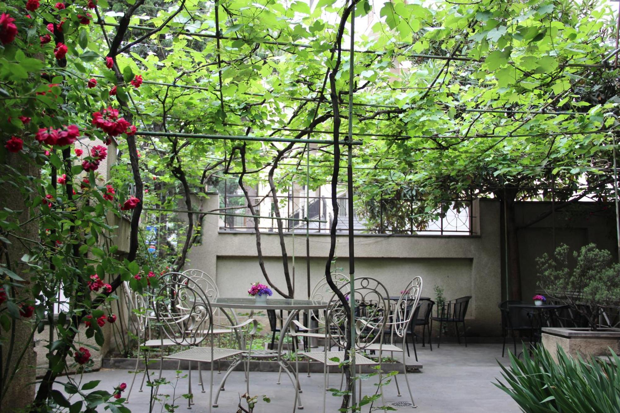Iliani Hotel Тбілісі Екстер'єр фото